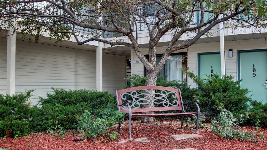 Motel 6 Des Moines South - Airport Exterior foto