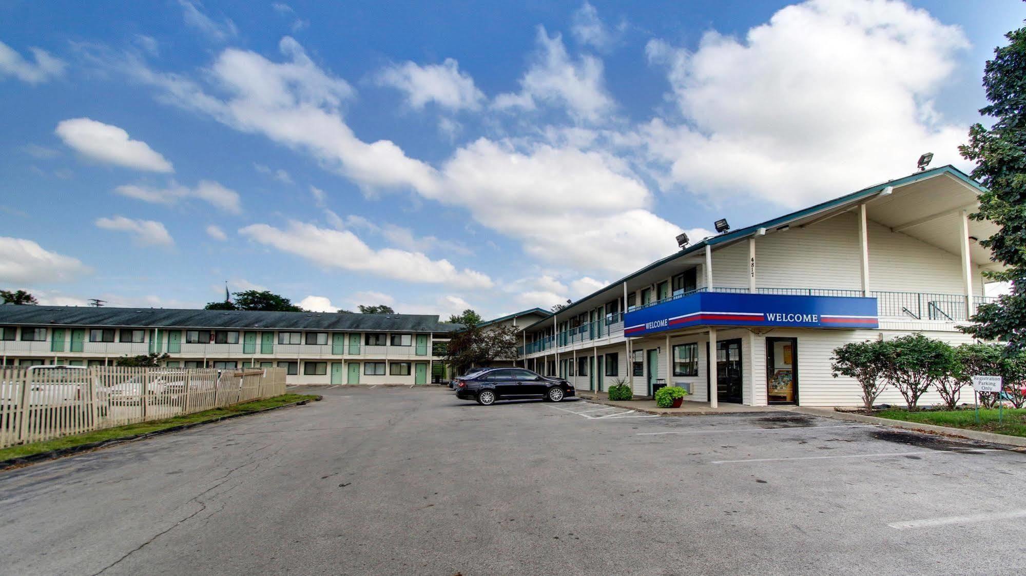 Motel 6 Des Moines South - Airport Exterior foto